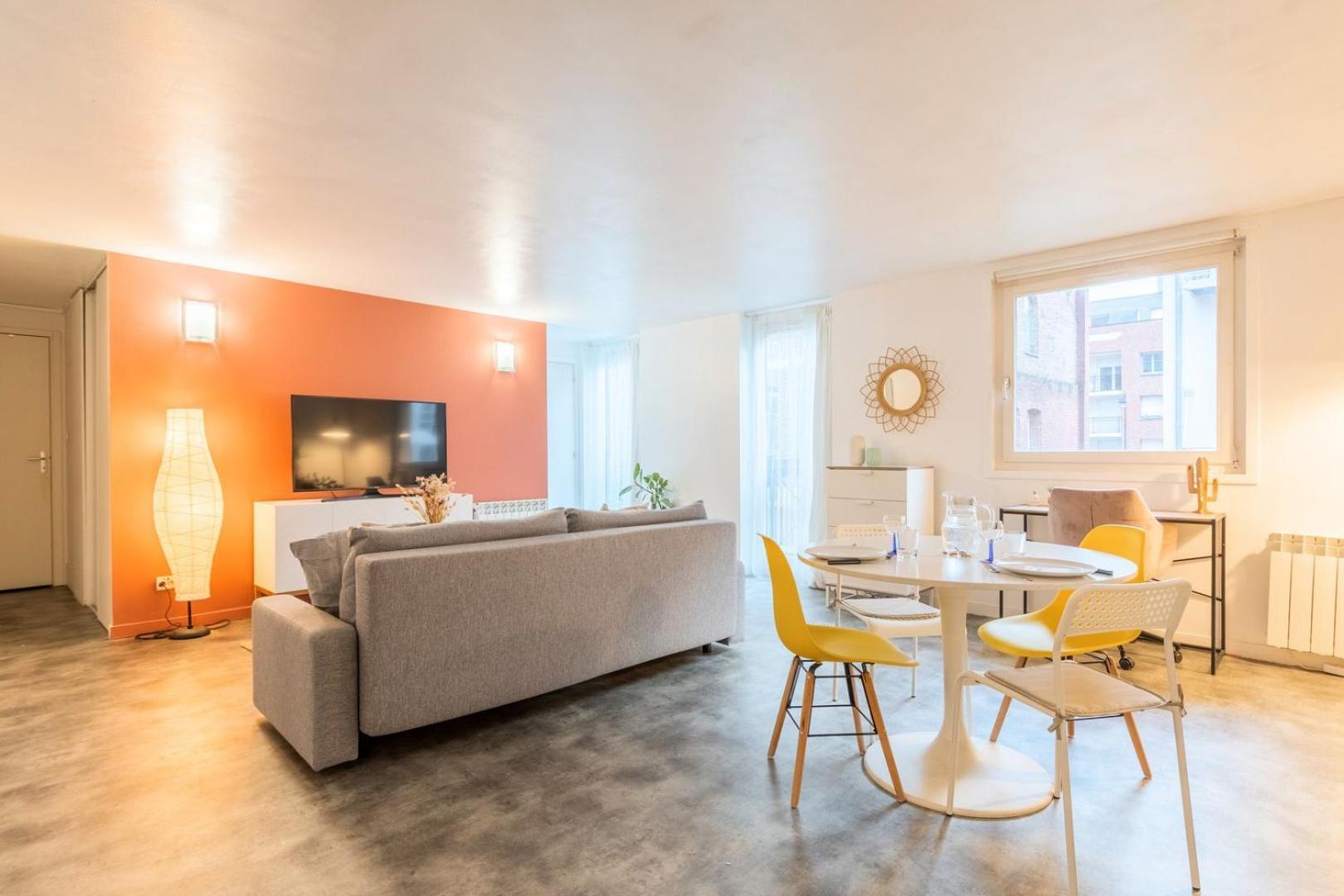 Spacious Apartment W Private Parking In Old Lila Exterior foto